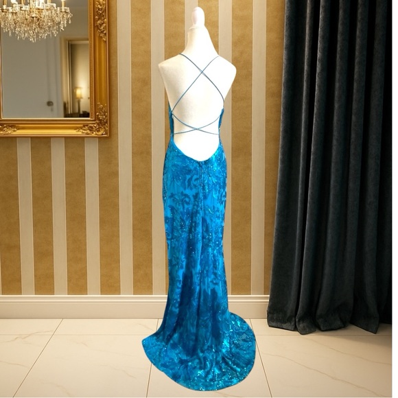 B Darlin Sequin Strappy Back Gown | Turquoise | Size 15/16 XL (Juniors) NWT - Picture 6 of 14
